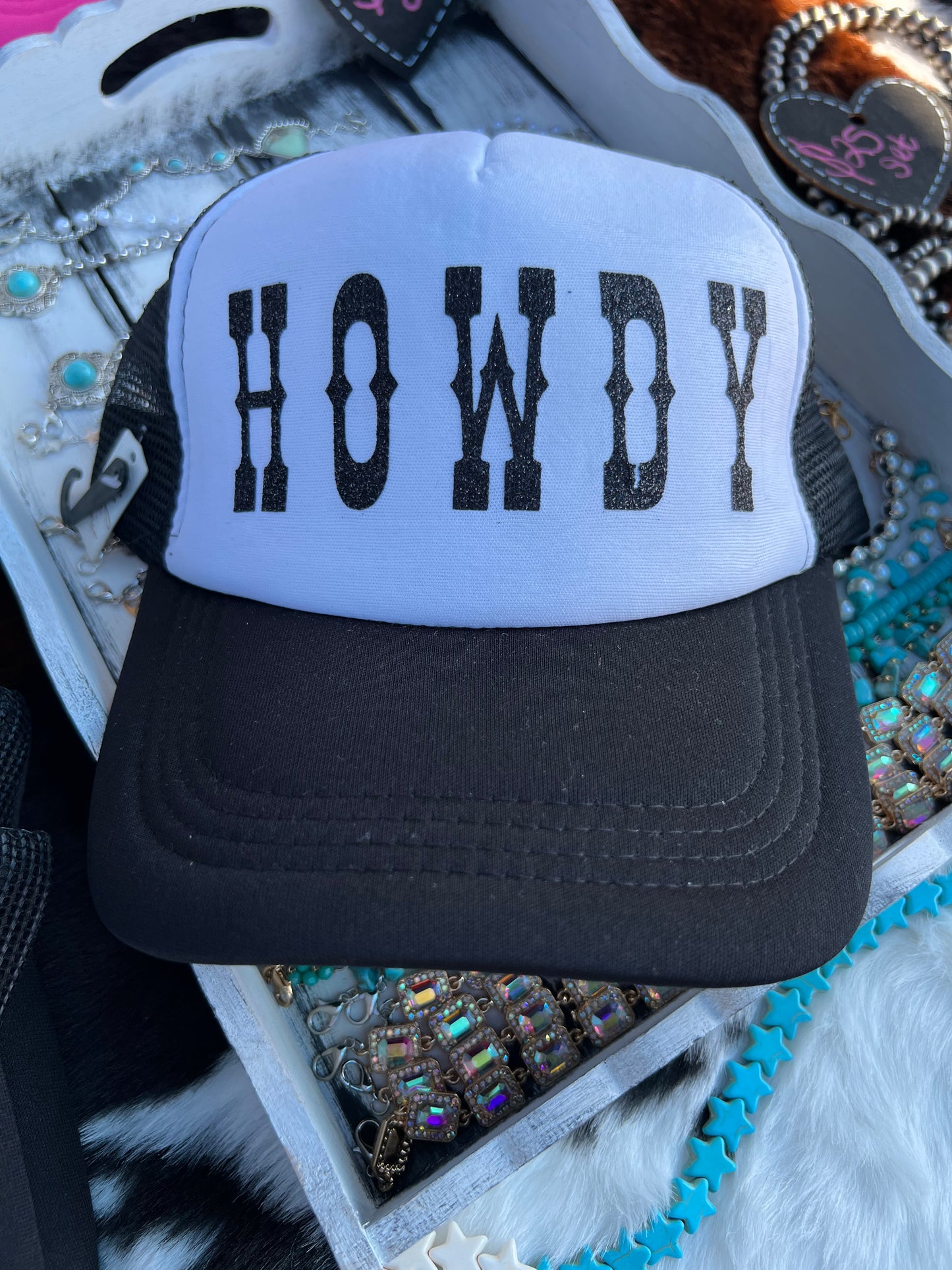 Howdy Glitter Trucker