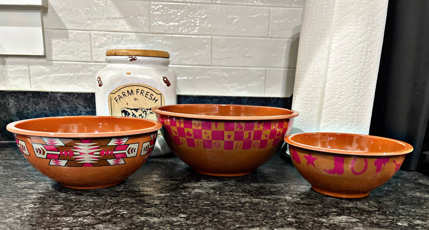 Set of 3 Mixing Bowls w Lids